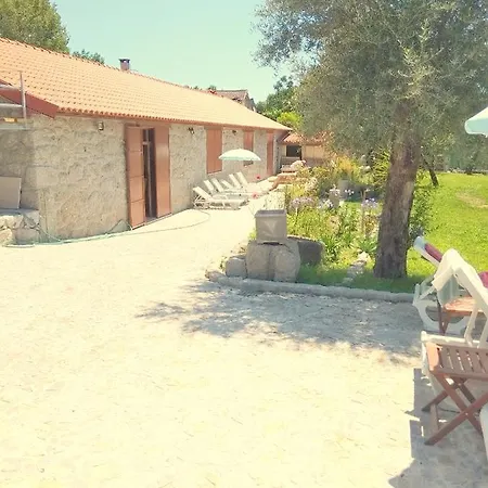 Casa Da Lagiela Rural Senses בית הארחה